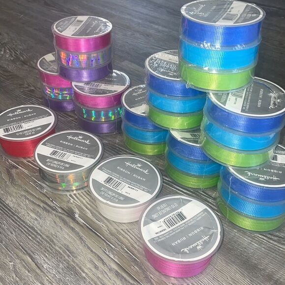 Large Craft lot of New Ribon Rolls (31) perfect for gift wrapping scrapbooking - Picture 7 of 8